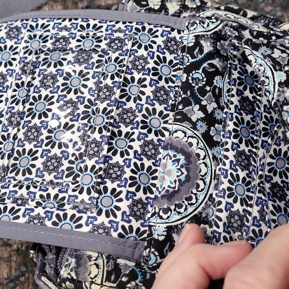 3 Vera Bradley Crossbody bags - Picture 4 of 10